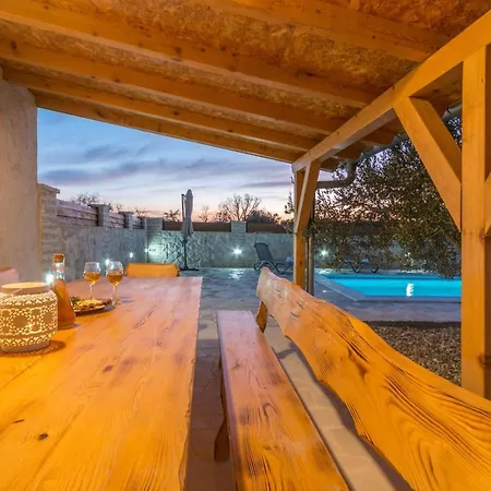 Villa Branko Polaca