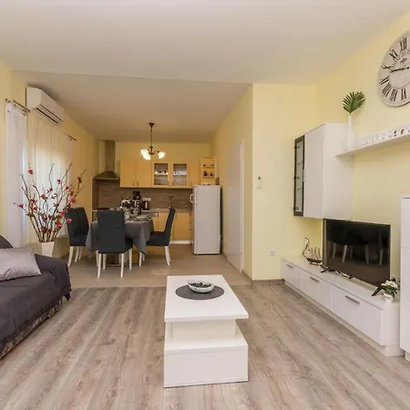 Villa Branko *